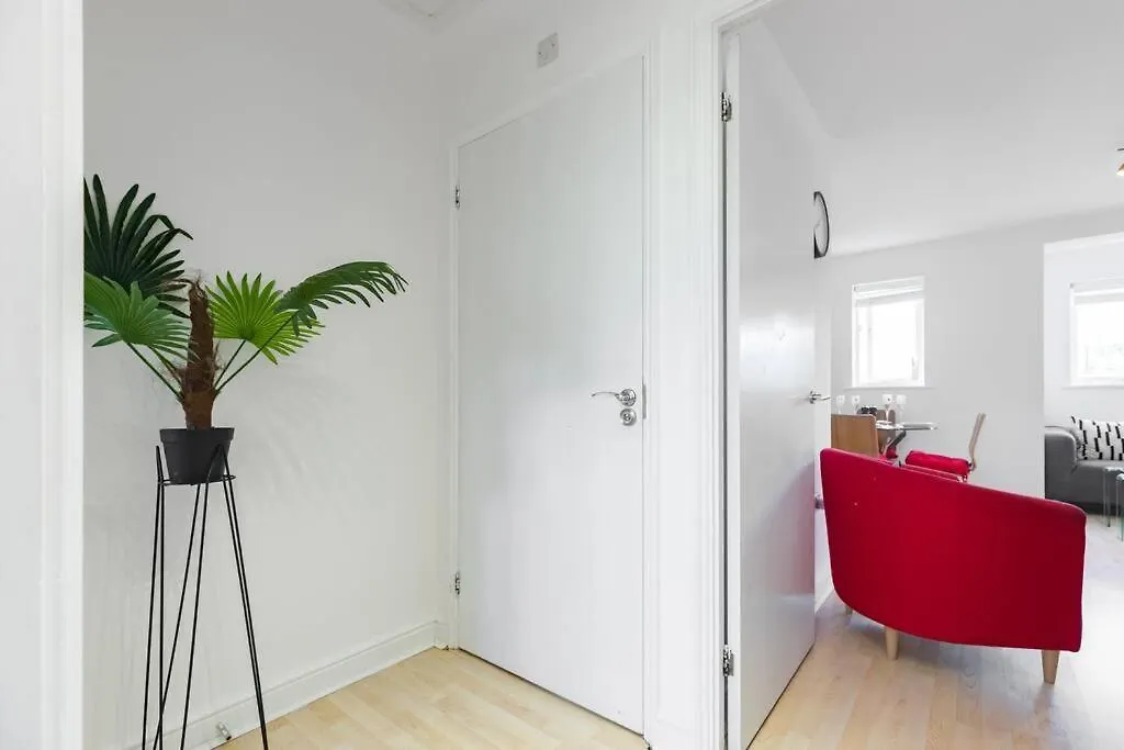 2-Br London Oasis In Woolwich Apartment